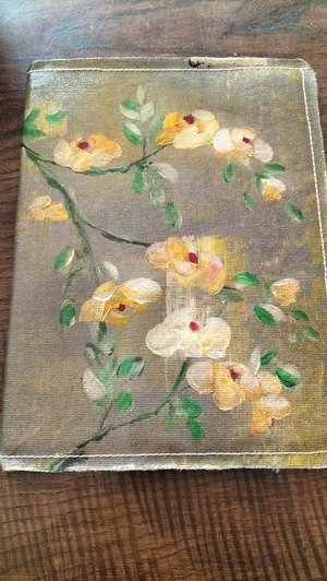 Funda de libro pintada a mano en lienzo