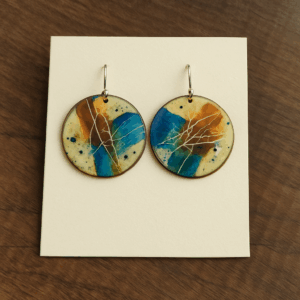 Pendientes de esmalte de Mario López